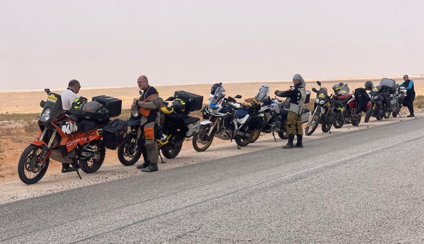 Circuit en Moto au Sénégal
