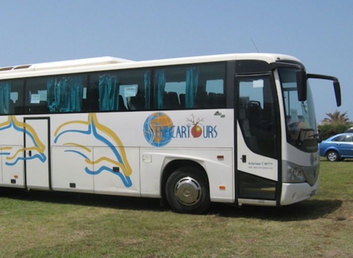 Louer  un mini-bus au Sénégal